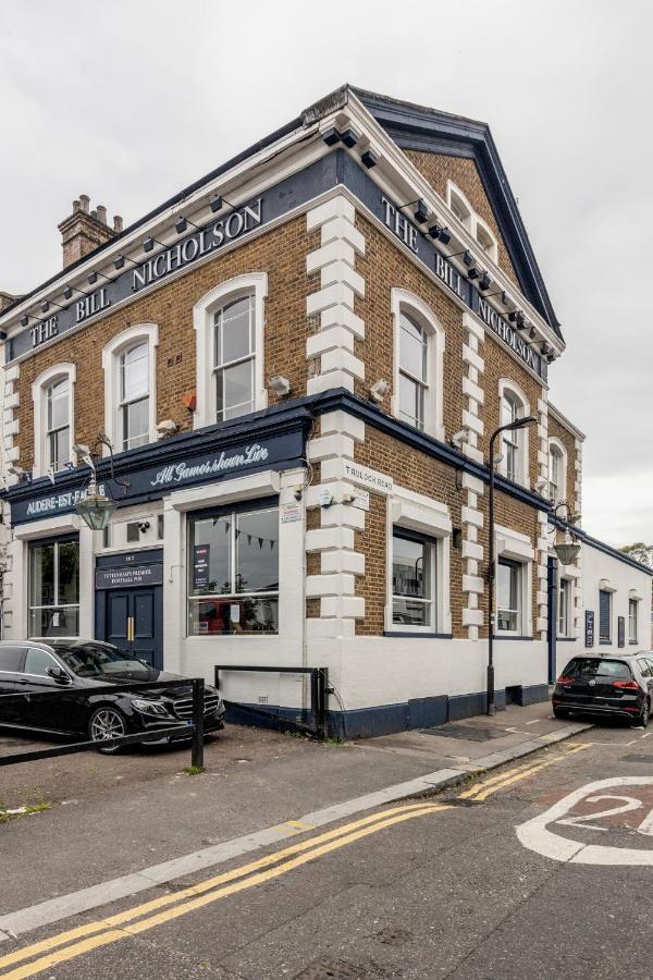 The Bill Nicholson Pub Hotel Londres Exterior foto