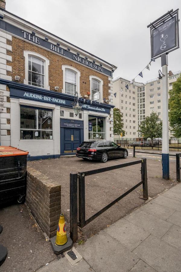 The Bill Nicholson Pub Hotel Londres Exterior foto